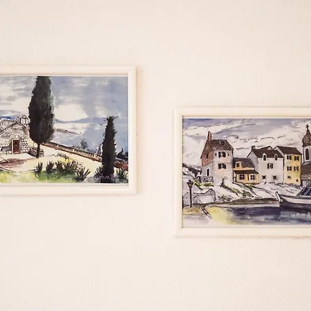 Daire Gracin Povlja (Brac)