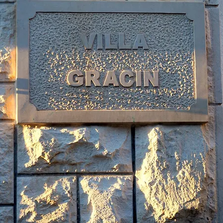 Daire Gracin *