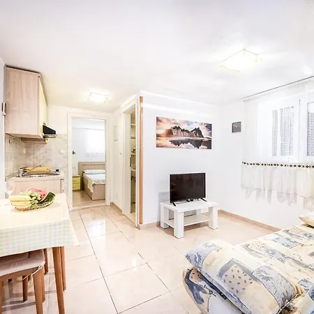 Gracin Povlja (Brac)